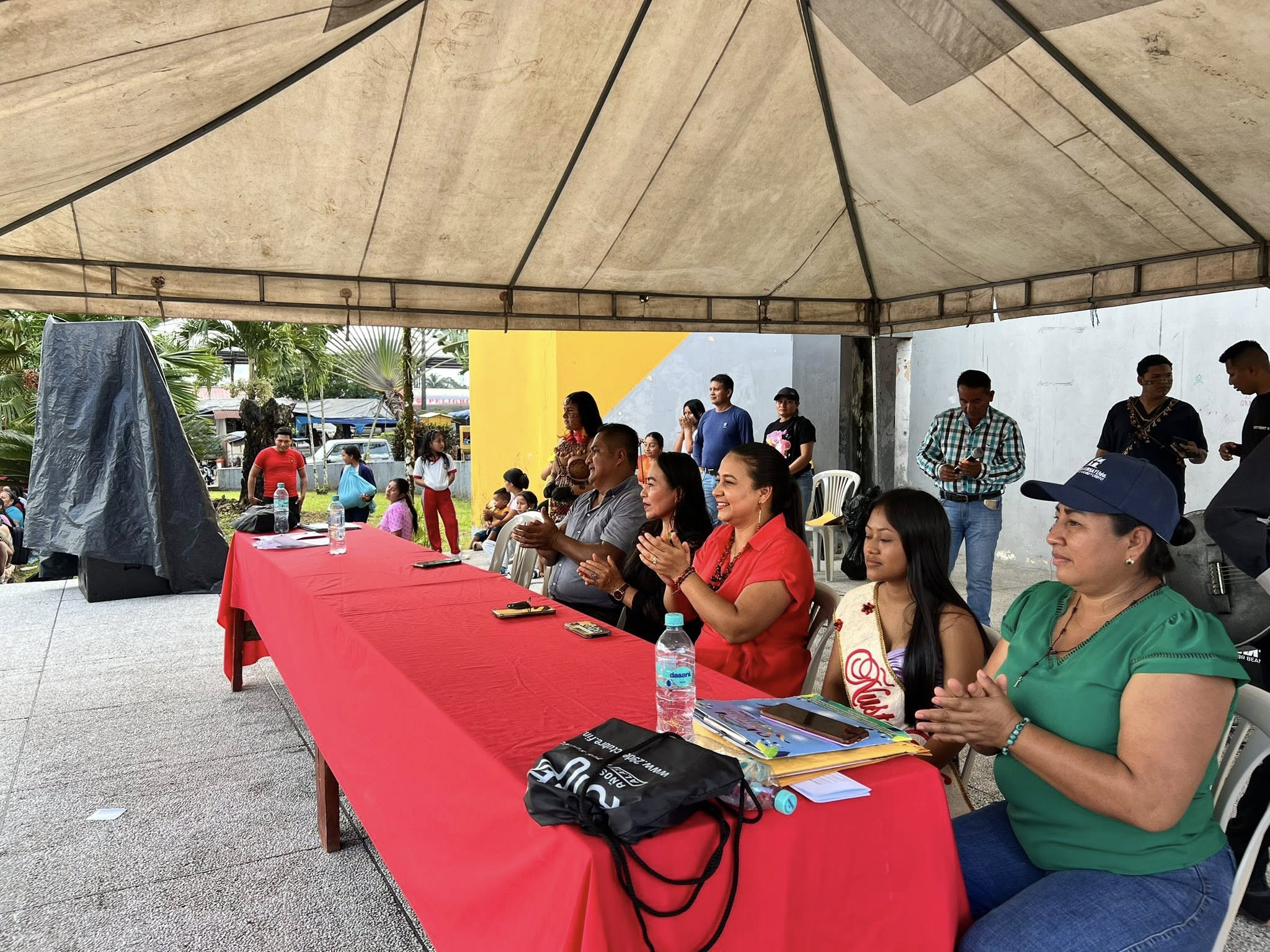 Actos al conmemorarse los 56 años de vida politica
